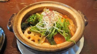 【タイガーカレー 北24条本店】土鍋で熱々！4種類から選べるスープ