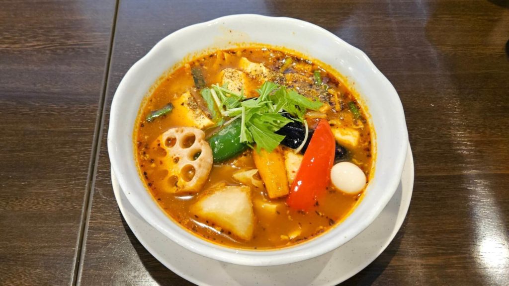 曼荼羅の薬膳スープの麻婆風カレー