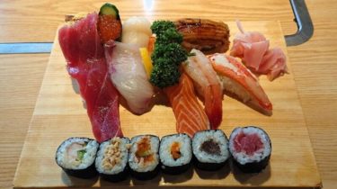【大船鮨】二十四軒の予約必須店！ネタの大きさが凄いランチ寿司