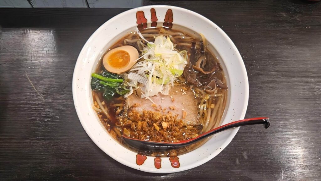 黒醤油らぁめん1