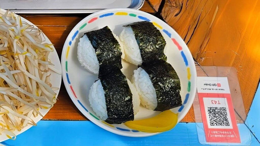 セットのおにぎり